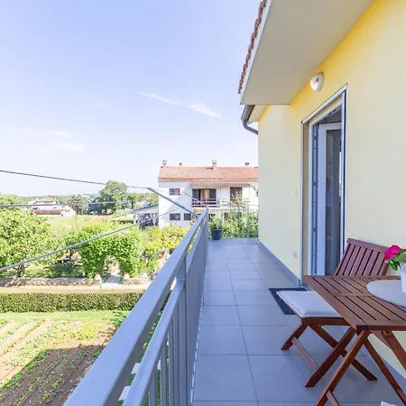 Nensi Apartman Porec